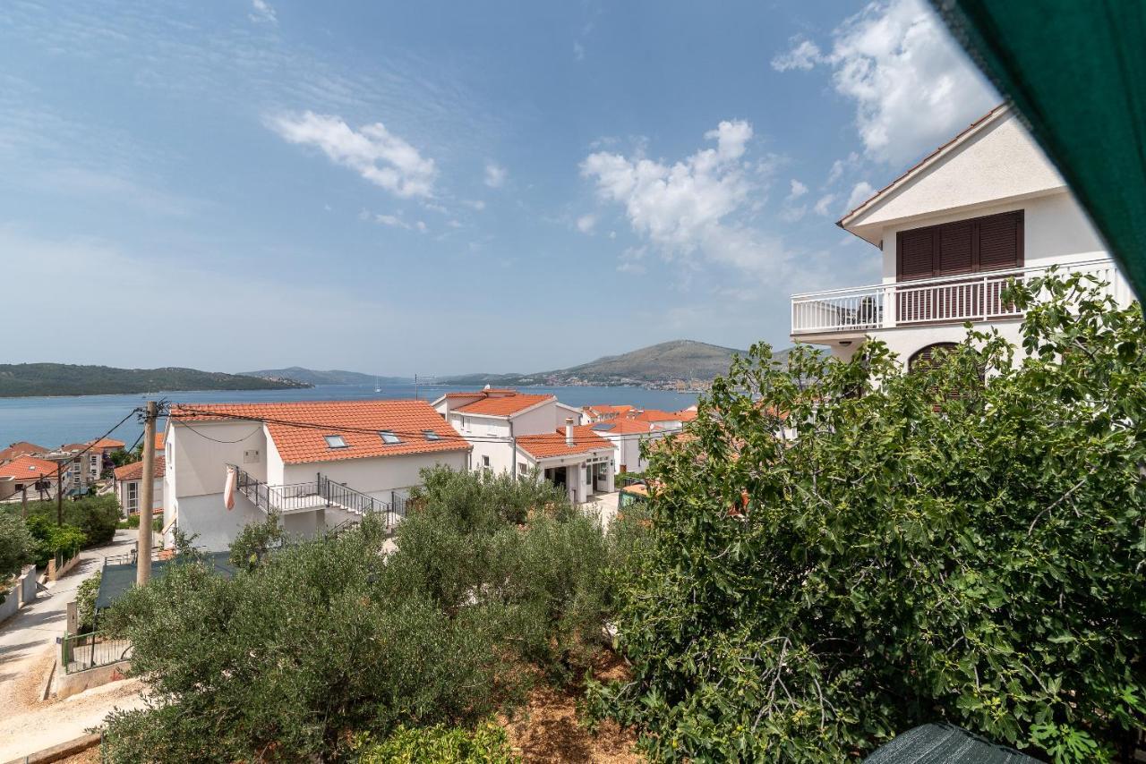 Apartments Fani Trogir Extérieur photo