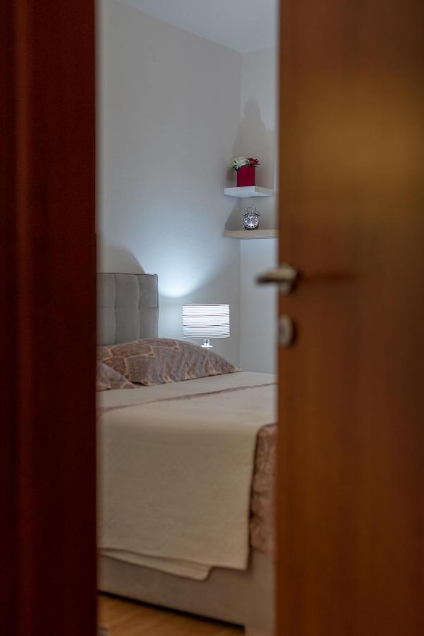 Apartments Fani Trogir Extérieur photo