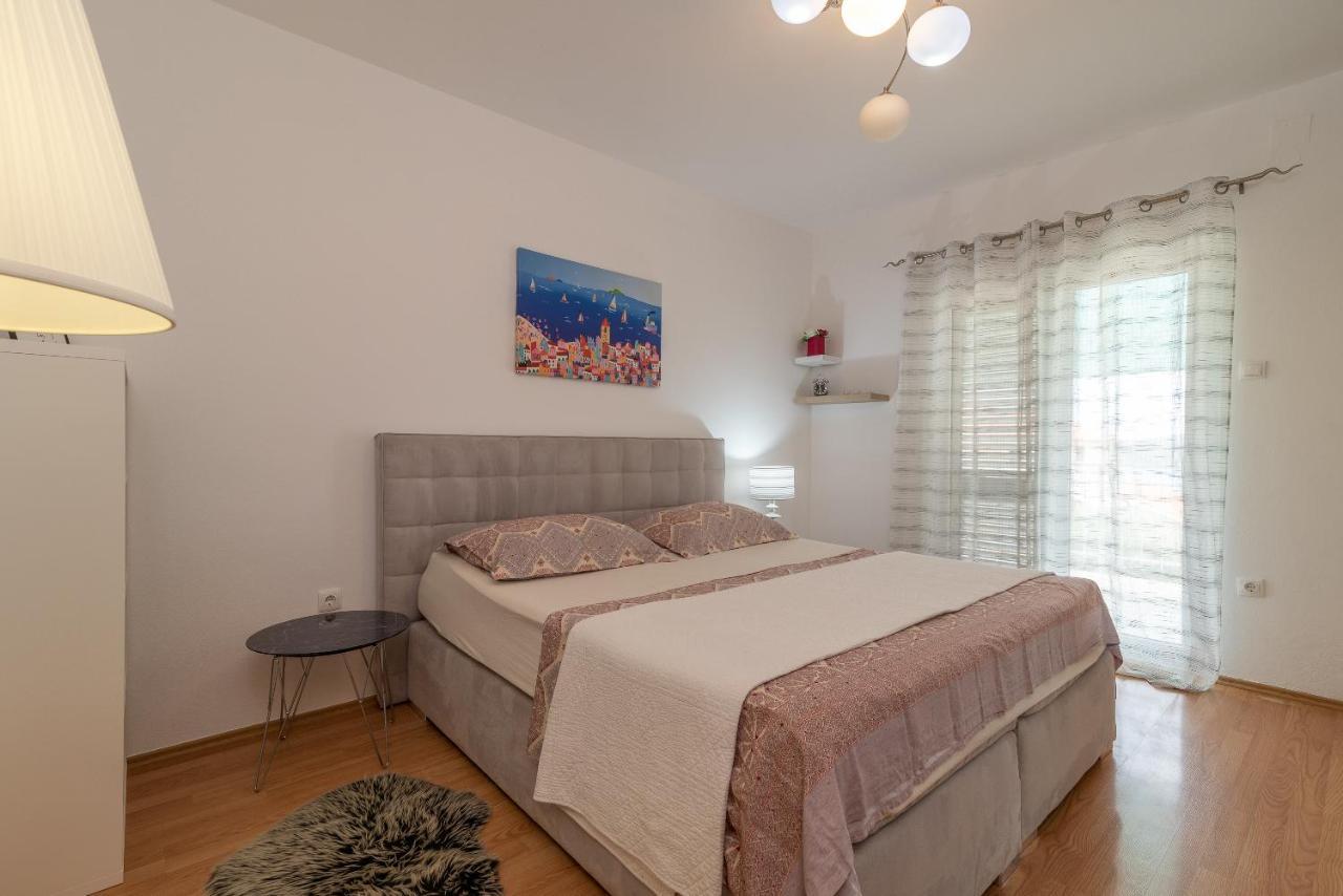 Apartments Fani Trogir Extérieur photo